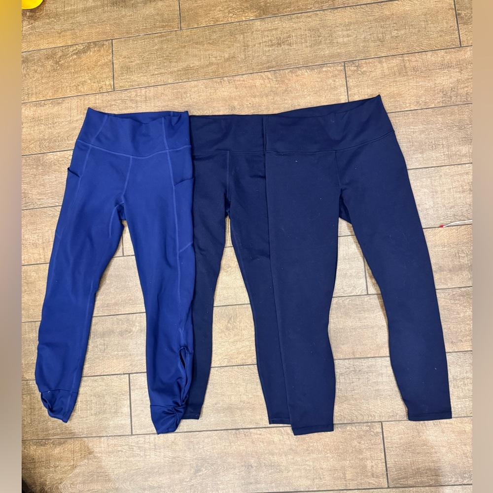 Fabletics women’s leggings, different blue shades - size small